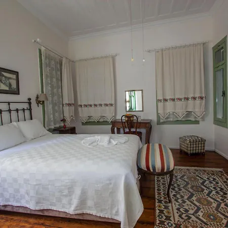 Hotel Opus 1910