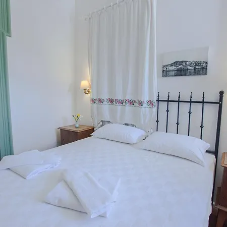 Opus 1910 Otel *